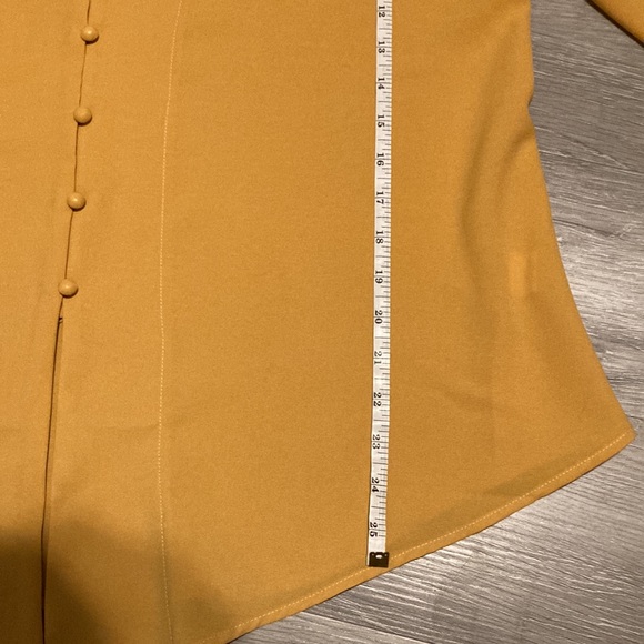 NWOT blouse - Picture 3 of 3